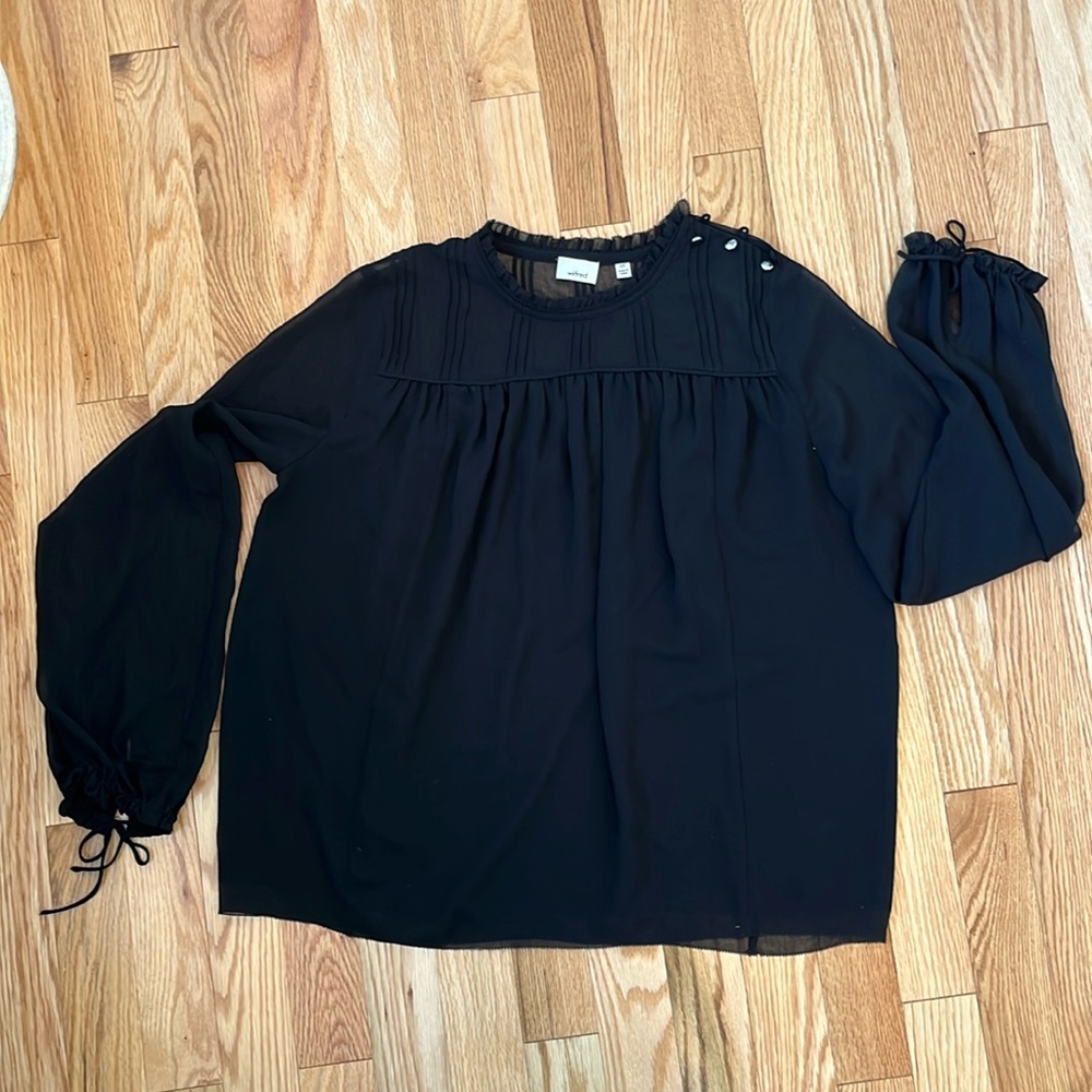 EUC Aritzia Wilfred black blouse in XXS
